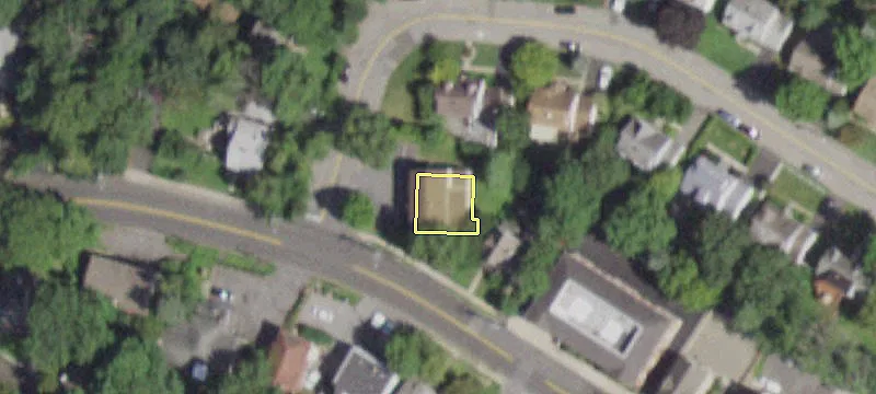 357 Ashford Ave