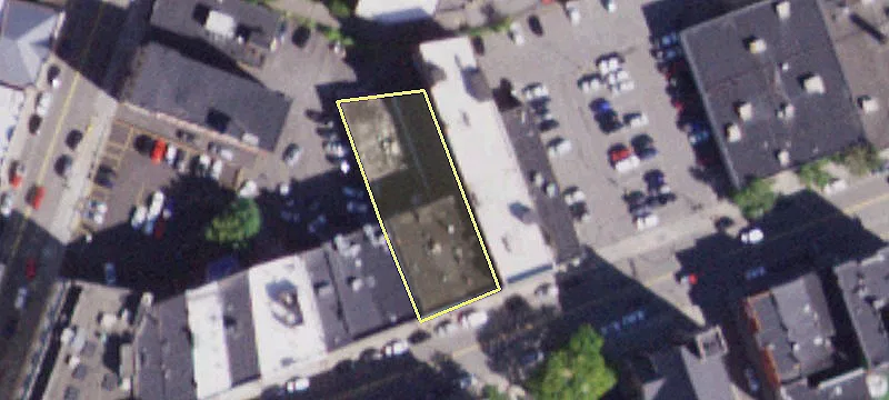 121 Ct St