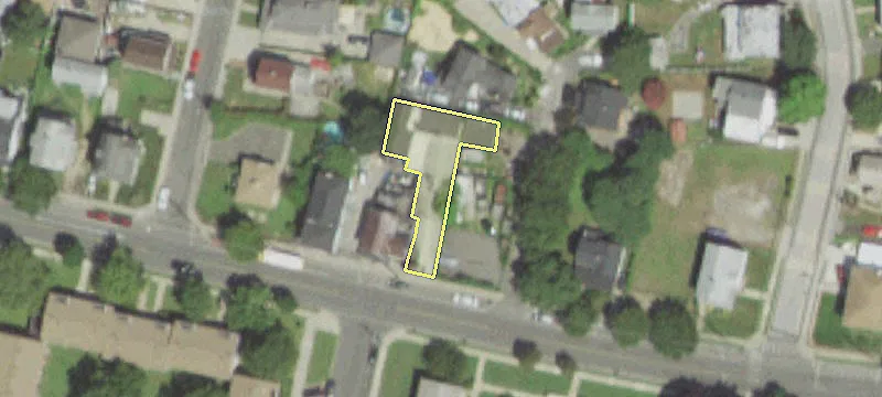 360 Bayview Ave