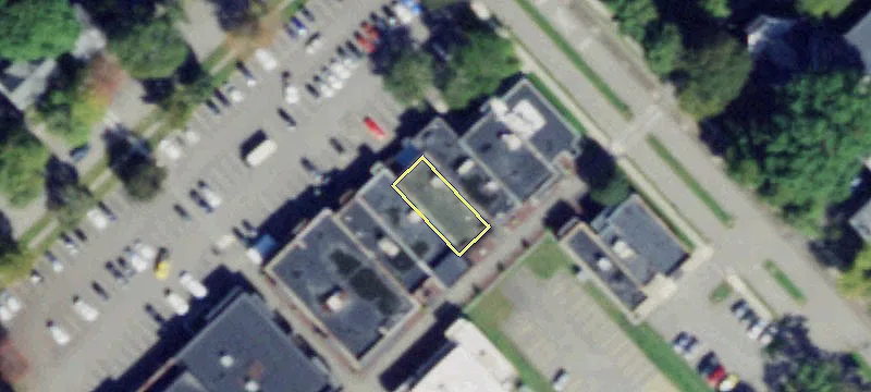 166168 Vlg Sq