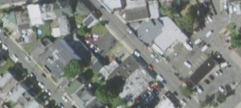 10 Maple Ave