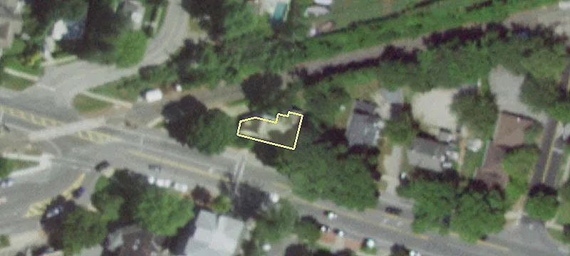 106 Newtown Ln