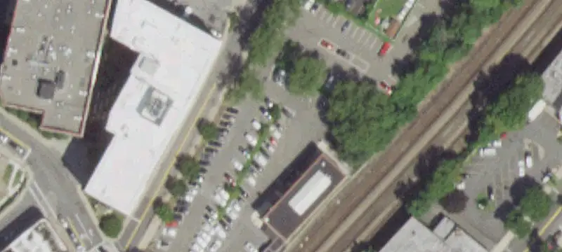 126 Lk Ave