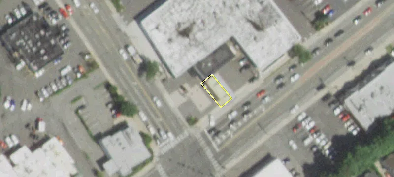 901 Hillside Ave