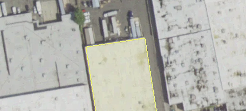550 John St