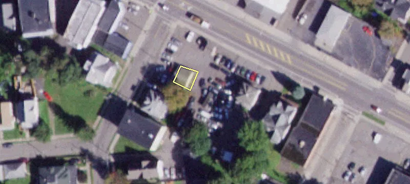 48 Main St