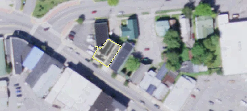 122 Main St