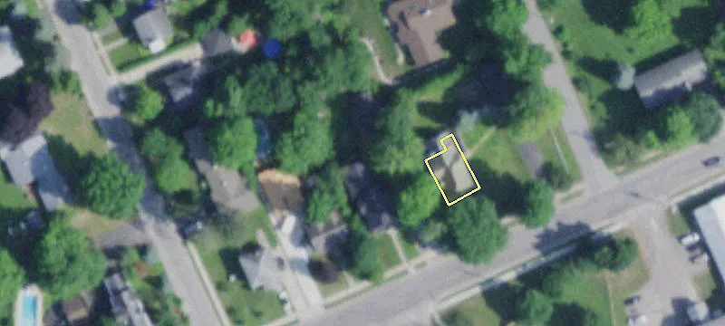 218 Elm St