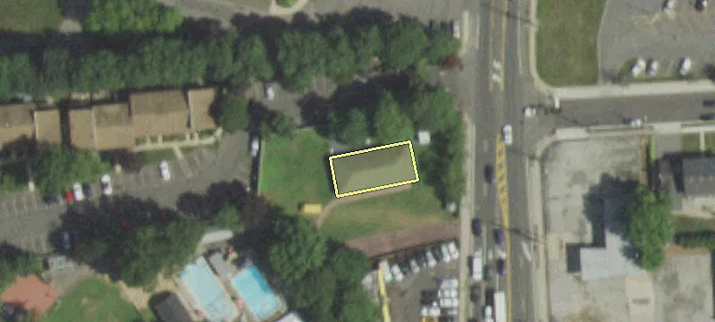 660 Newbridge Rd