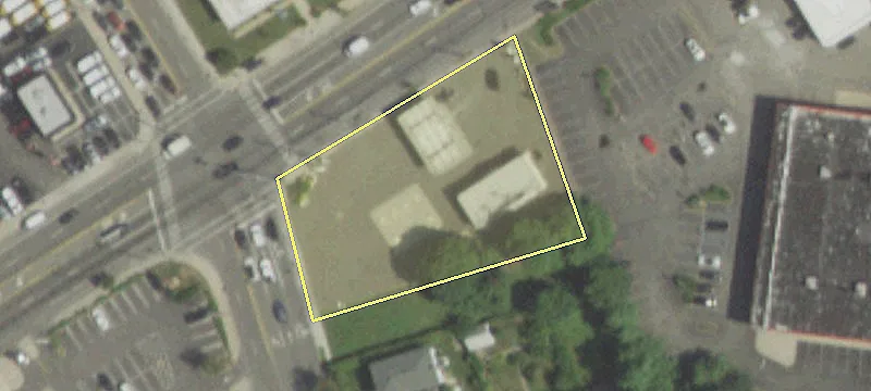 2298 Jericho Tpke