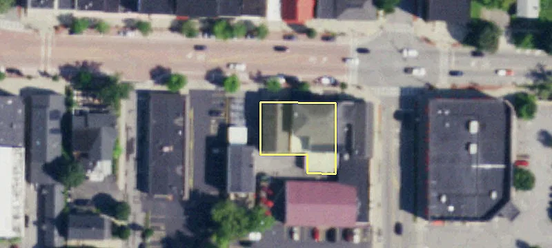 707 Main St