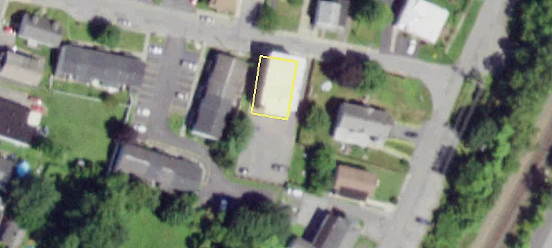 19 Warsaw Ave