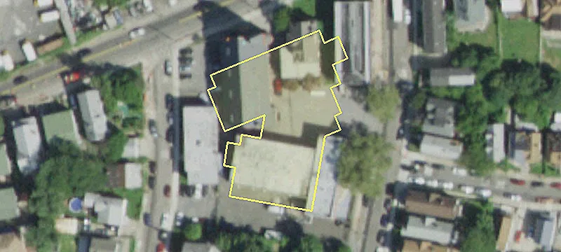 2240 Richmond Ter
