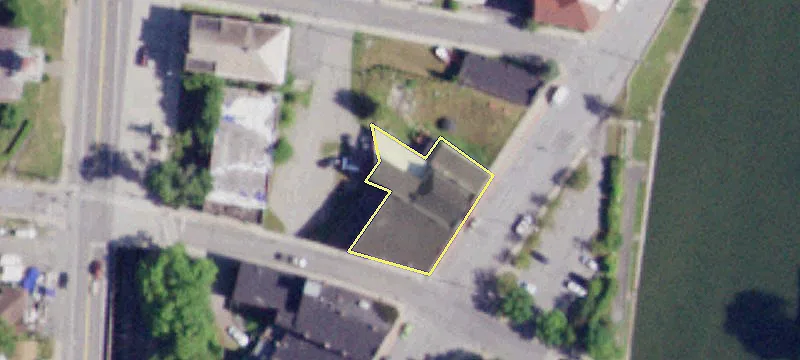 110-112 Main St