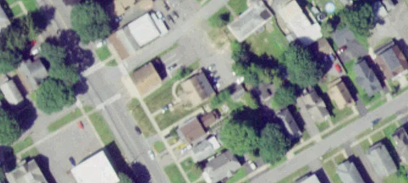 152 Main St