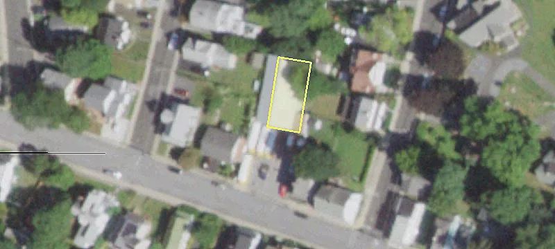 18 Cozzens Ave