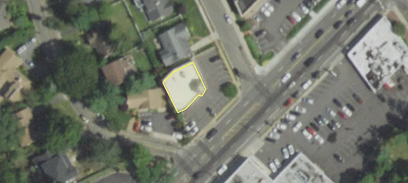1989 Merrick Rd