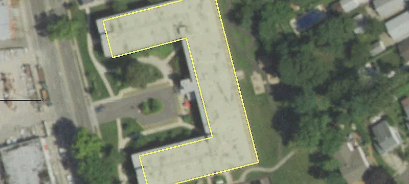 500 Denton Ave