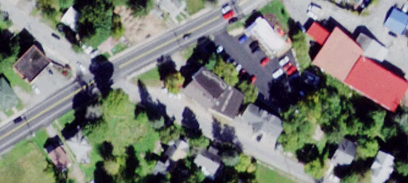 53 Webster Ave