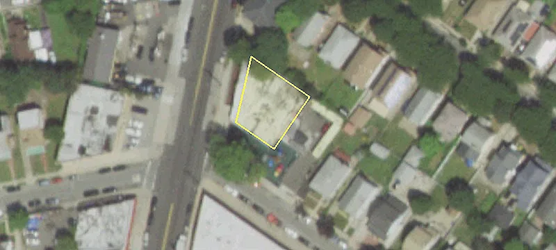 137-37 182nd St
