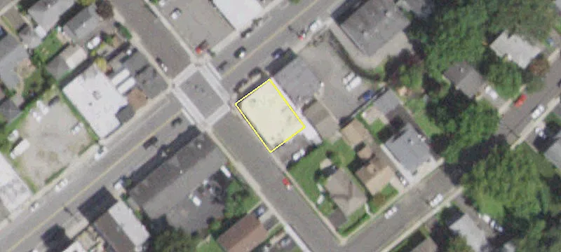 123-125 Halstead Ave