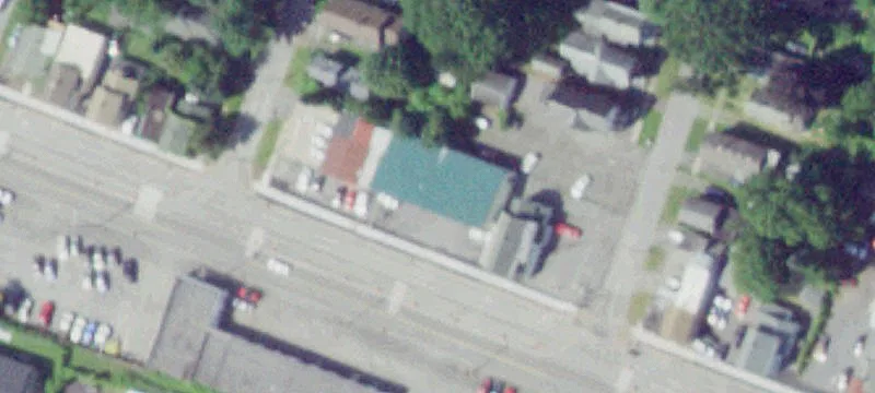 1208 Oriskany W St