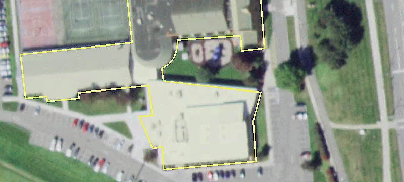 127 Ctr Way