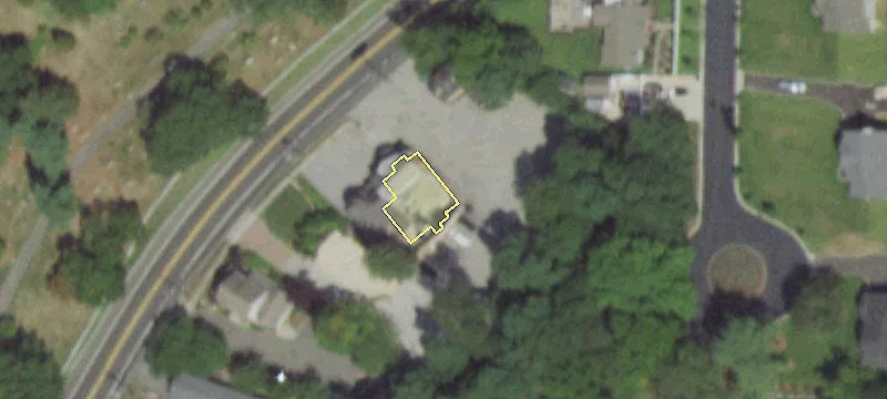 64 Country Rd