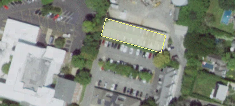 66 Newtown Ln