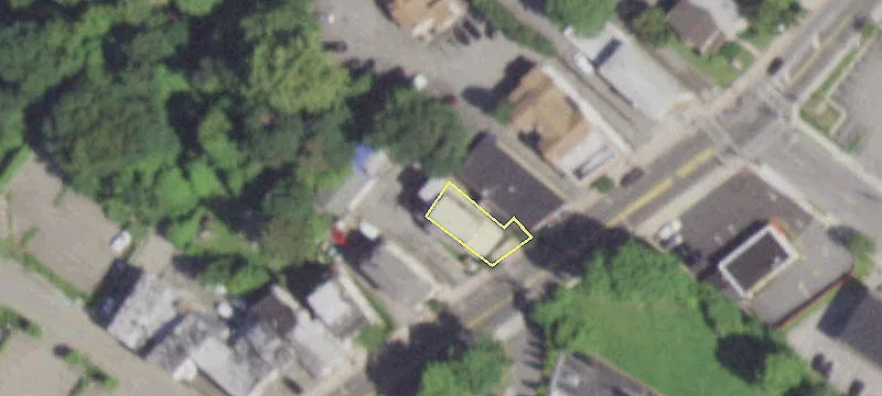 69 Croton Ave