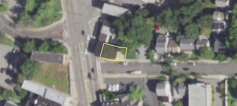 2 Croton Ave