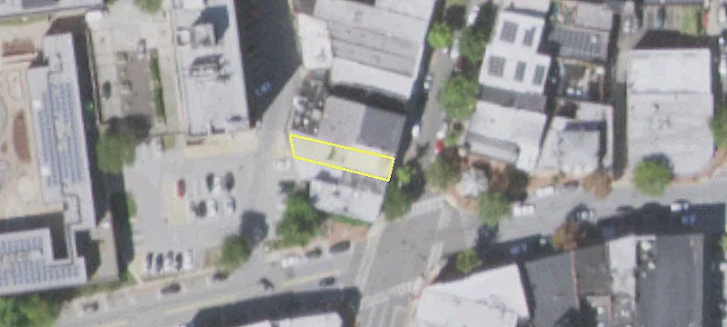 8 Division St