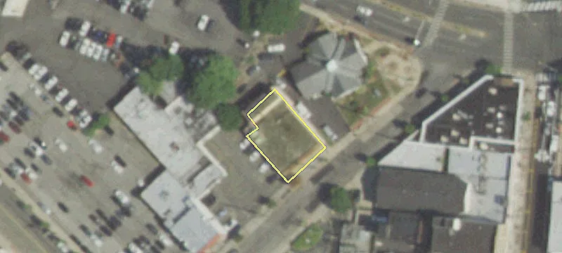 19 Broadway, Unit 19