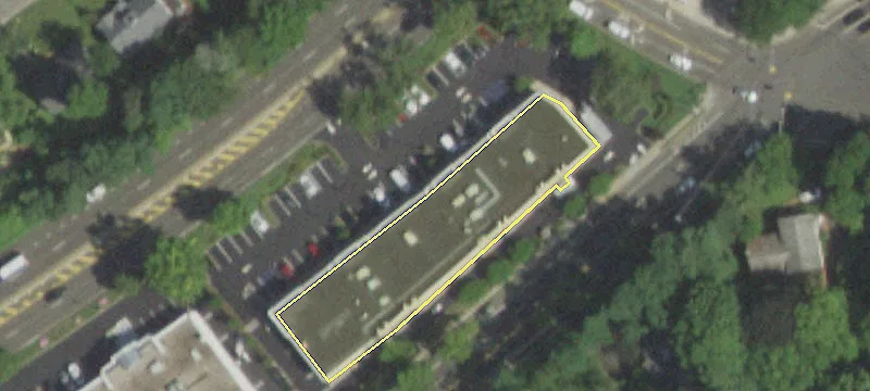 1085 Northern Blvd