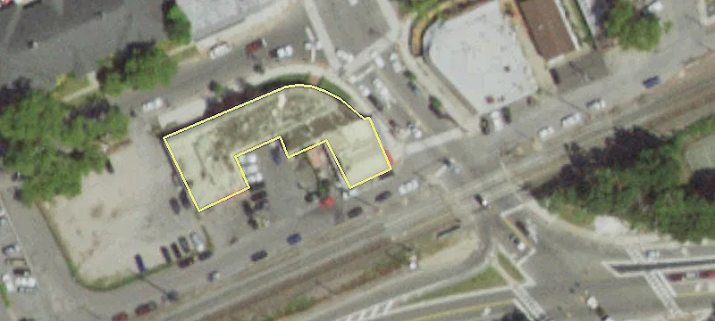 1 Windsor Ave