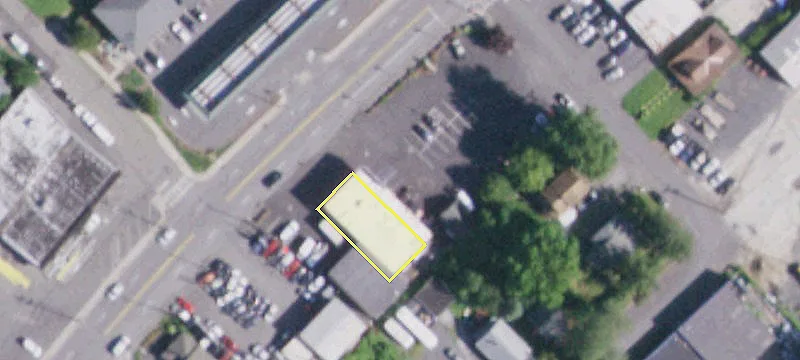 526-528 Albany Ave