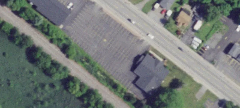 301 Main St