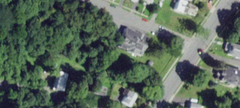 132 Oakwood Ave