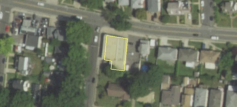 1095 Tulip Ave