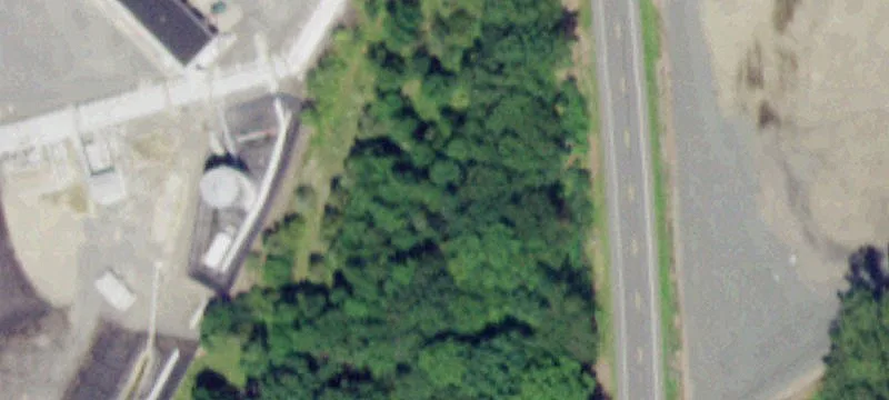 495 Riv Rd
