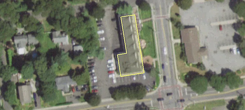 230 Lk Ave