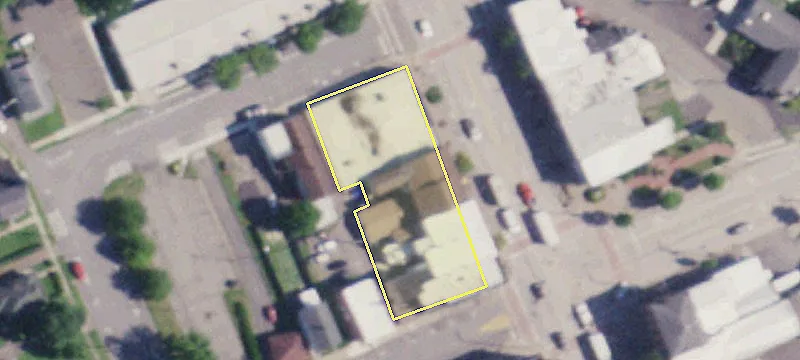 34 Main St