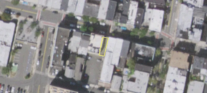 89 Main St