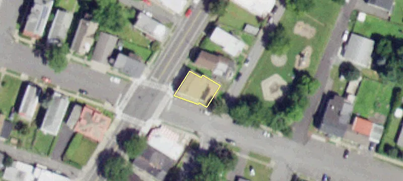 700-702 3rd Ave