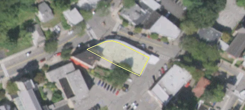 122 Grand St