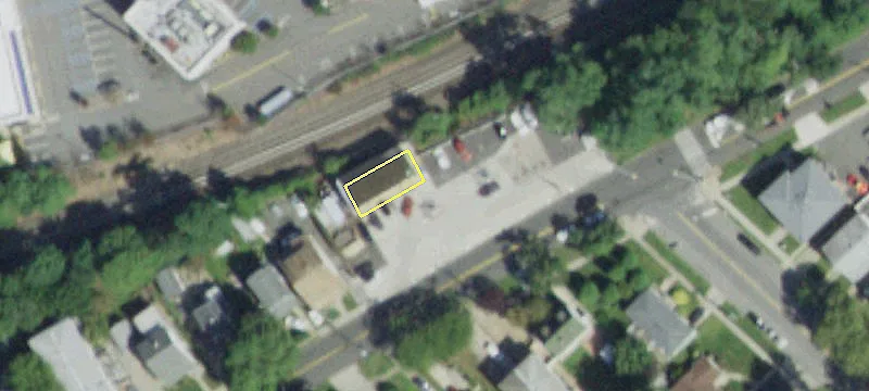 3701 Amboy Rd