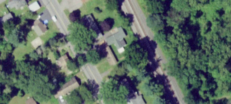 320 Main St