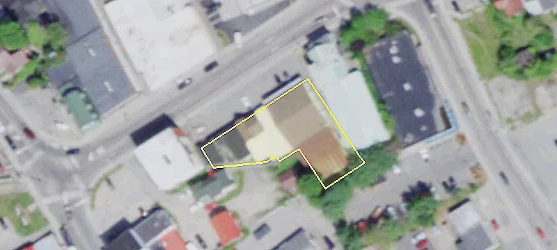 9 Bloomingdale Ave