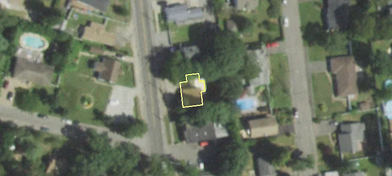 211 Ronkonkoma Ave