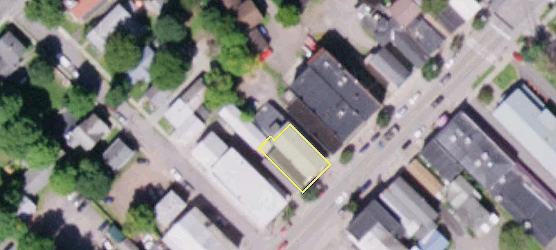 96 Main St
